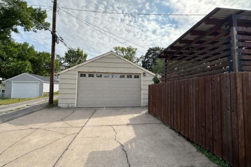 Large parking area in alley