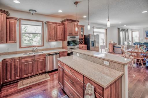 Kitchen2.jpg