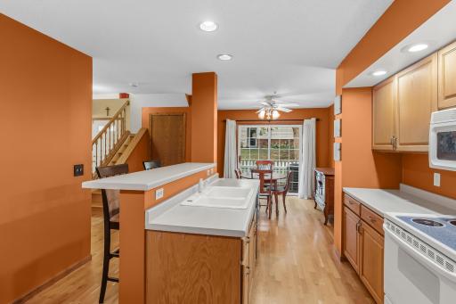 Kitchen - Pic 2 of 3