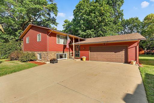 Welcome to 207 2nd Street NE in St. Stephen!