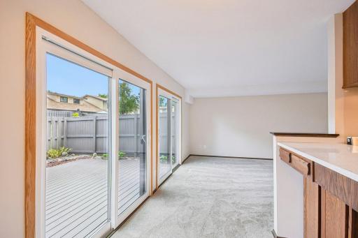 15-web-or-mls-McKnight Rd N-S2508-015.jpg