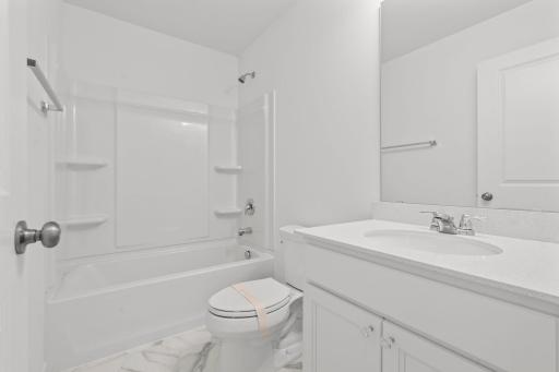 1961 Dahlia Drive, Shakopee, MN 55379