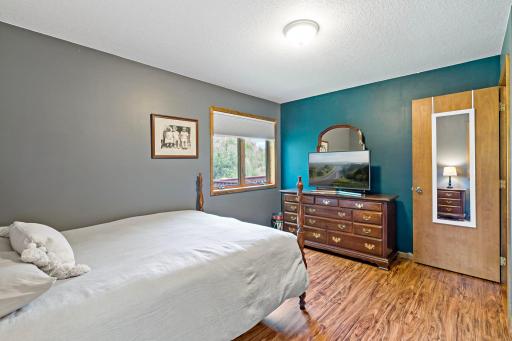 17222 Deerwood Lane, Jordan, MN 55352