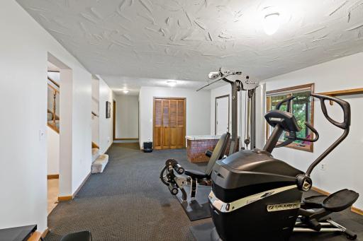 17222 Deerwood Lane, Jordan, MN 55352