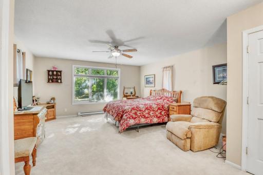 813 Oak Street, West Fargo, ND 58078