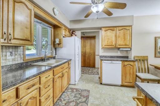 813 Oak Street, West Fargo, ND 58078