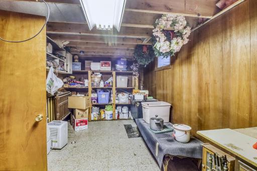 813 Oak Street, West Fargo, ND 58078