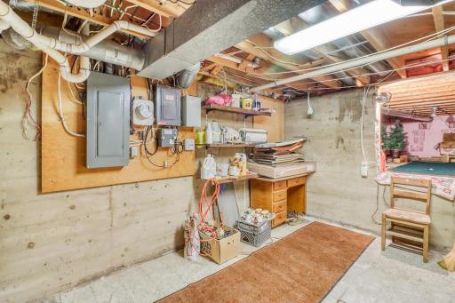 813 Oak Street, West Fargo, ND 58078