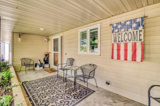 813 Oak Street, West Fargo, ND 58078