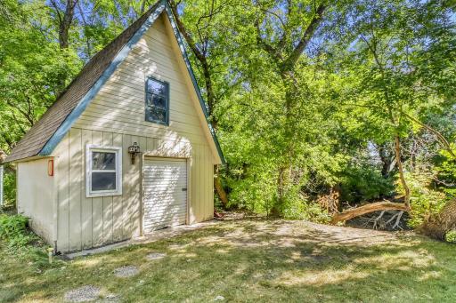 813 Oak Street, West Fargo, ND 58078