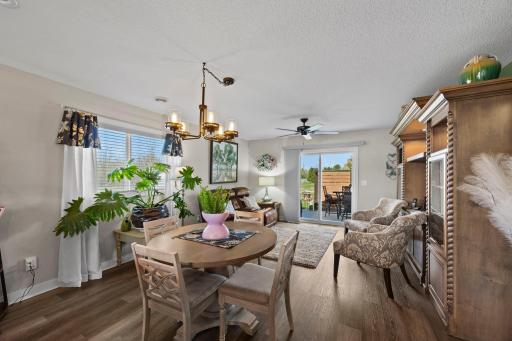 15-web-or-mls-1302 Greentree Dr-76.jpg