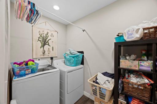 23-web-or-mls-1302 Greentree Dr-6.jpg