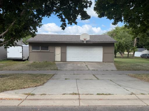 1011 4th Avenue, Madison, MN 56256