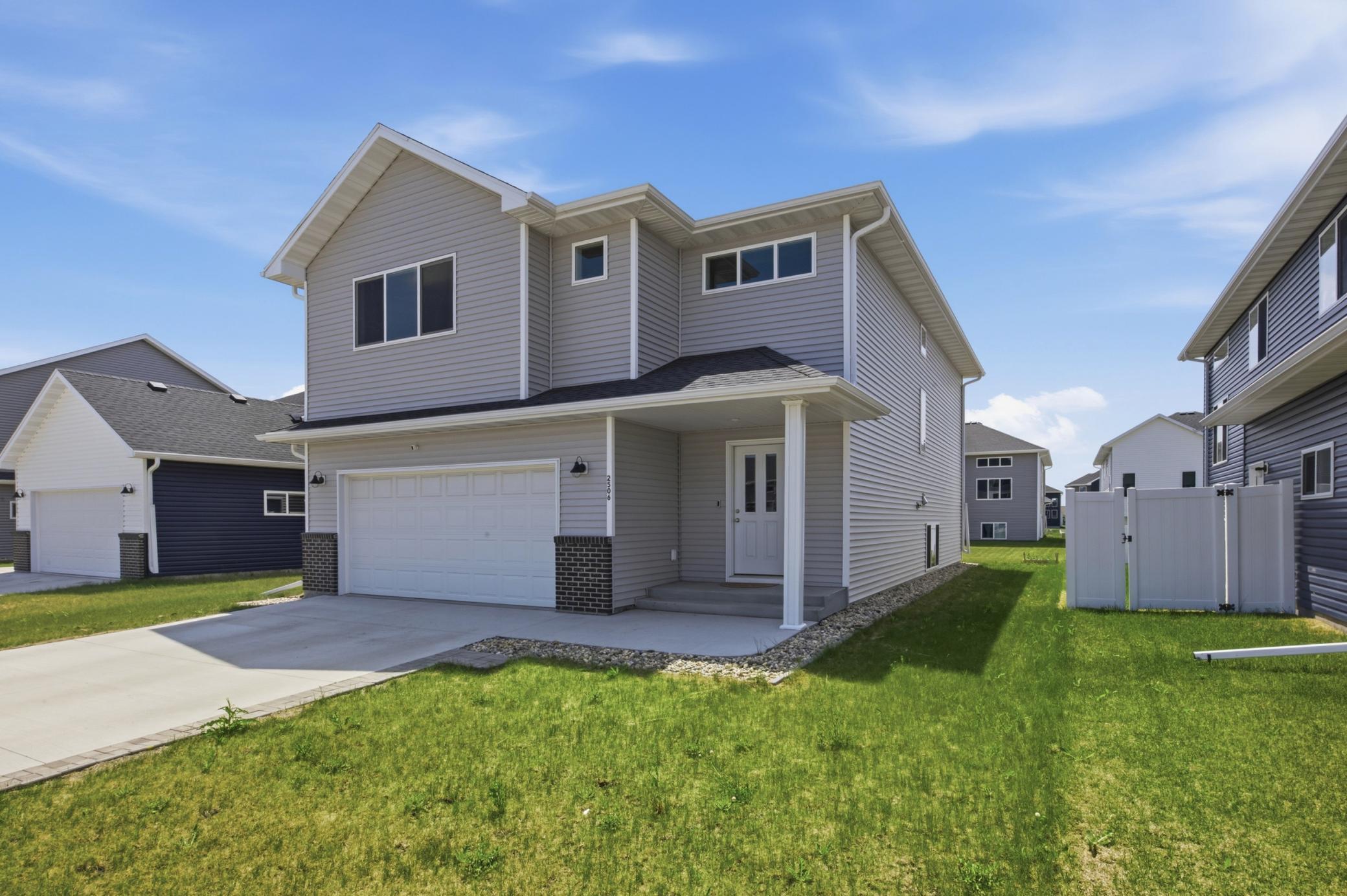 Property photo for 2506 Fulton Loop S, Fargo, ND 58104