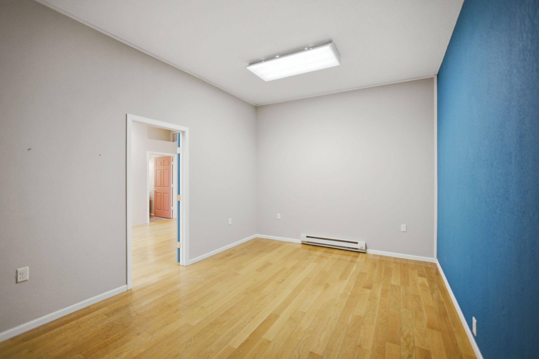 12-web-or-mls-22-2nd-ave-w.jpg
