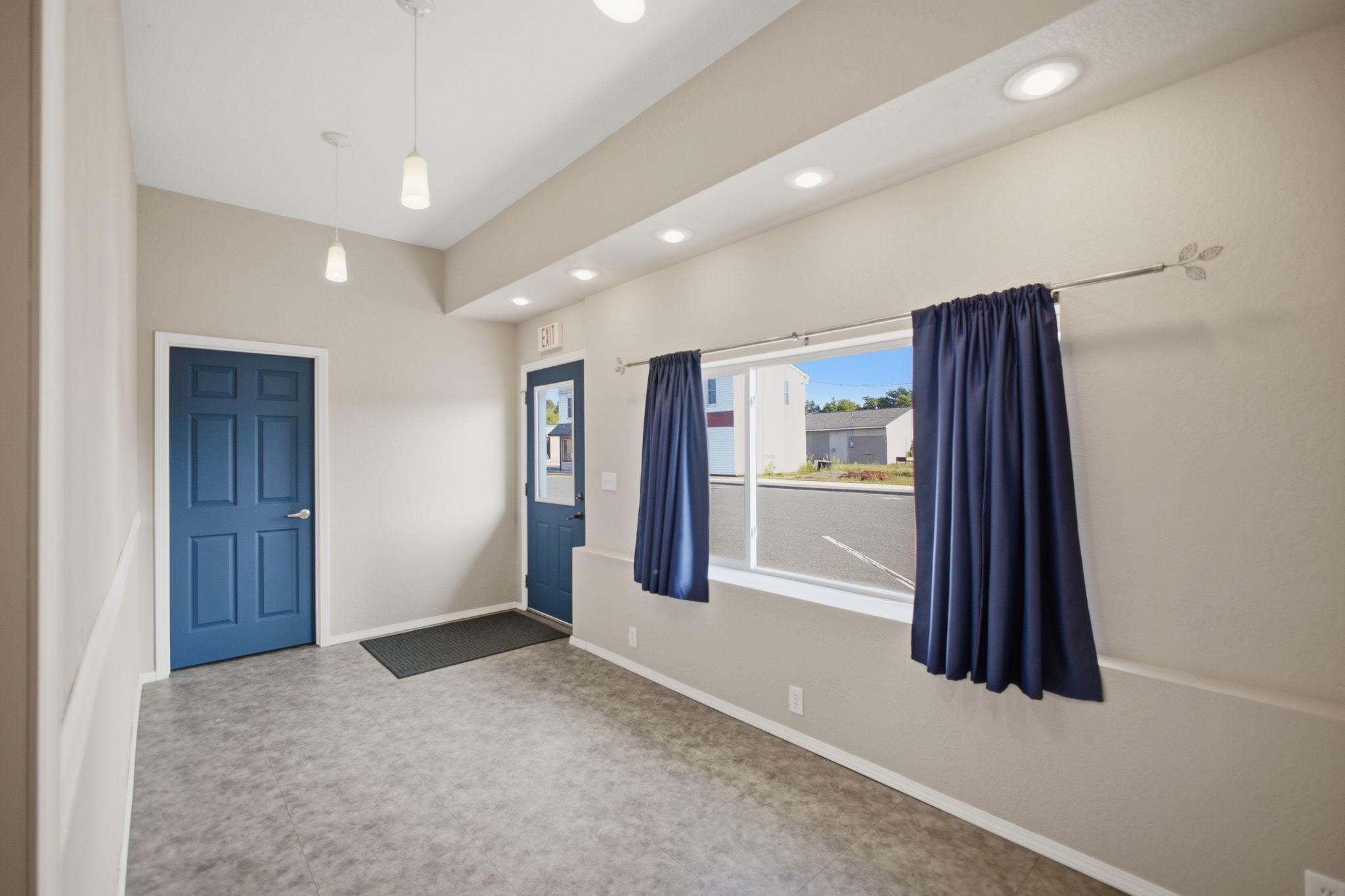3-web-or-mls-22-2nd-ave-w.jpg