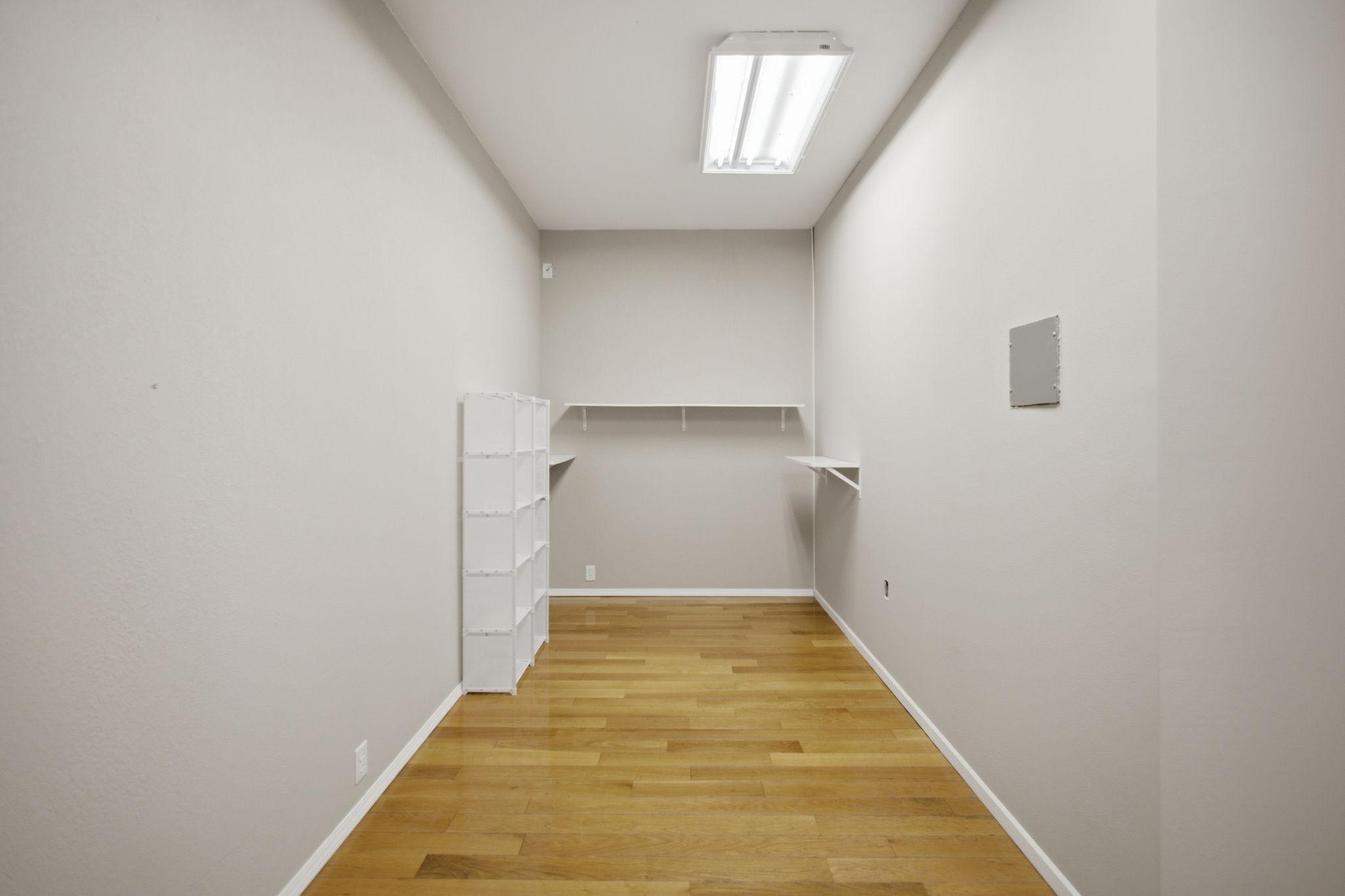 7-web-or-mls-22-2nd-ave-w.jpg