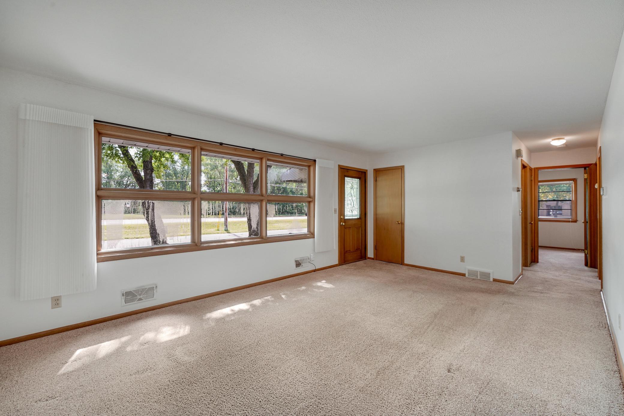 8710Photography-High-Resolution-903-Parallel-Street-Chaska-MN-55318-55318-7.jpg