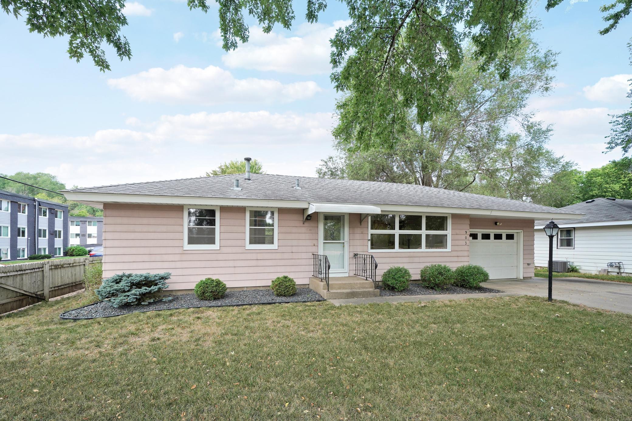 8710Photography-High-Resolution-903-Parallel-Street-Chaska-MN-55318-55318-3.jpg