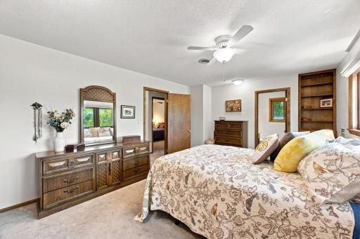 2323 19 1/2 Street S, Moorhead, MN 56560