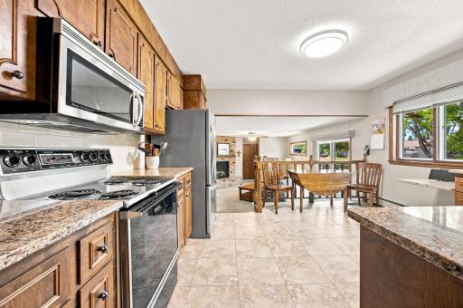 2323 19 1/2 Street S, Moorhead, MN 56560