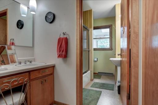 1121 River Heights Road, Menomonie, WI 54751