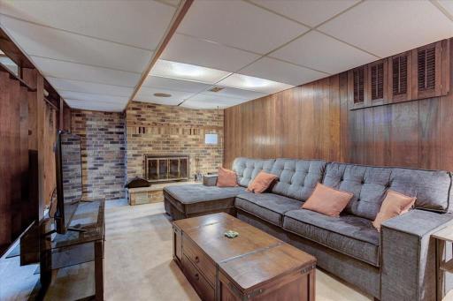 1121 River Heights Road, Menomonie, WI 54751
