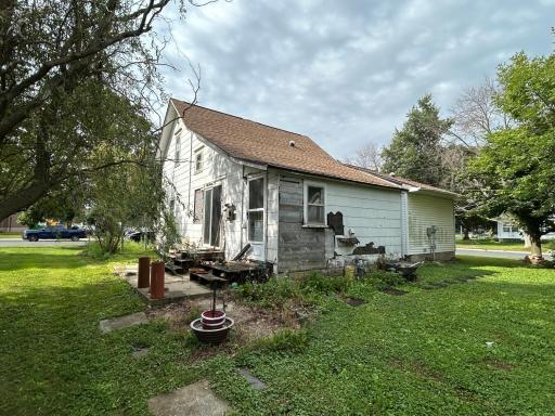 140 2nd Street NW, Blooming Prairie, MN 55917