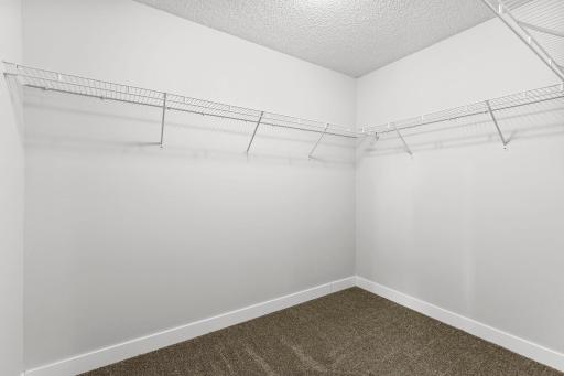 7242 205th Street W, Lakeville, MN 55044