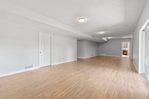 7242 205th Street W, Lakeville, MN 55044