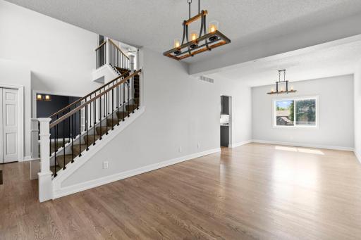 7242 205th Street W, Lakeville, MN 55044