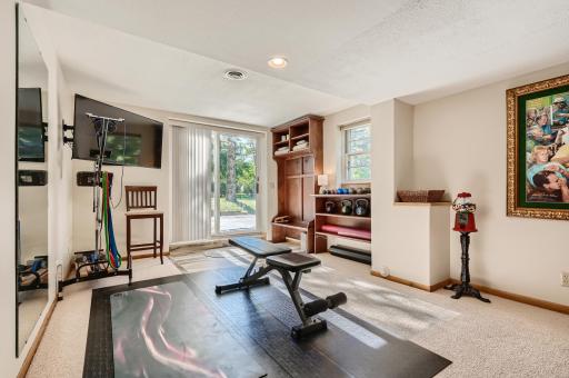 27 Lwr Lvl Workout Area.jpg