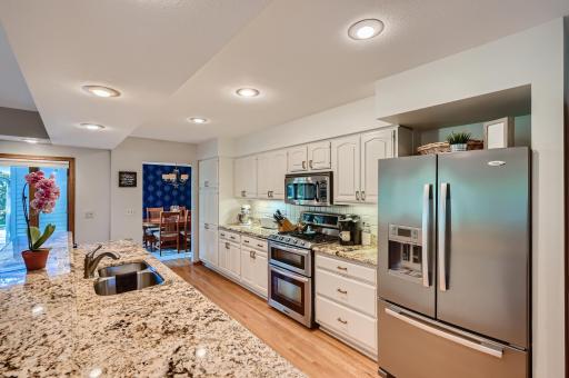 4 Kitchen 3200 Frear Dr Mtka.jpg
