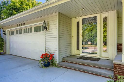 3 Exterior Frt 3200 Frear Dr Mtka.jpg