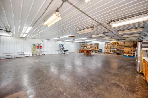 62x42' heated shop