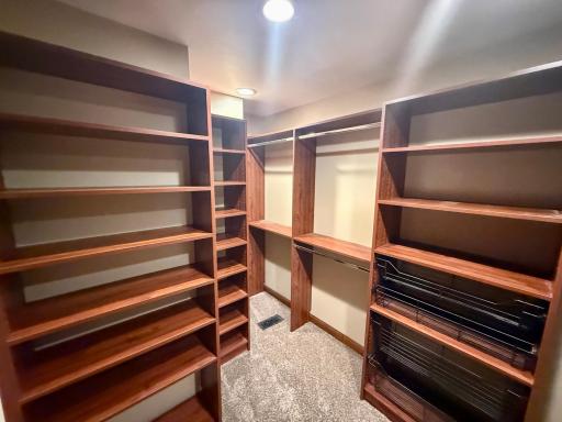 Master Bedroom walk in closet