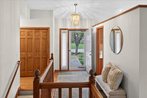 4975 Lincoln Drive, Edina, MN 55436