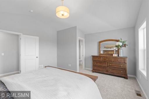 10832 165th Avenue NW, Elk River, MN 55330
