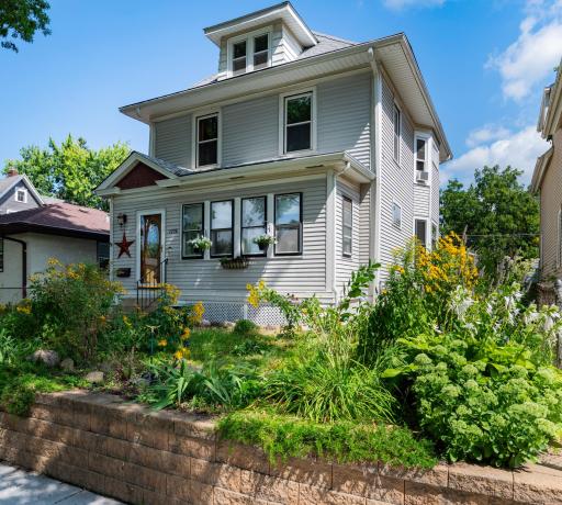 Front of home #2.jpg