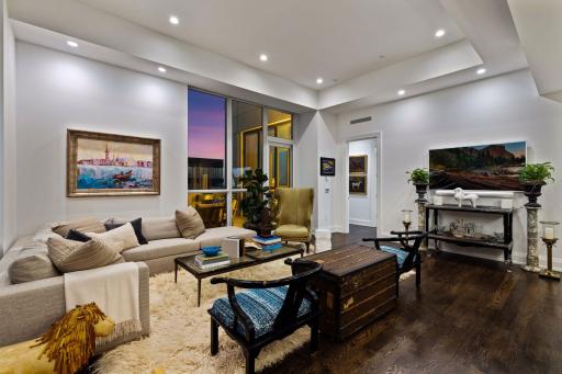 Thoughtfully designed lighting, automated shades and integrated audio create a sophisticated environment that can be adjusted effortlessly throughout the home.
