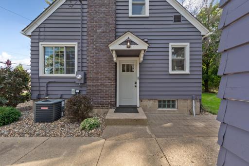 418 Prairie Avenue, Faribault, MN 55021