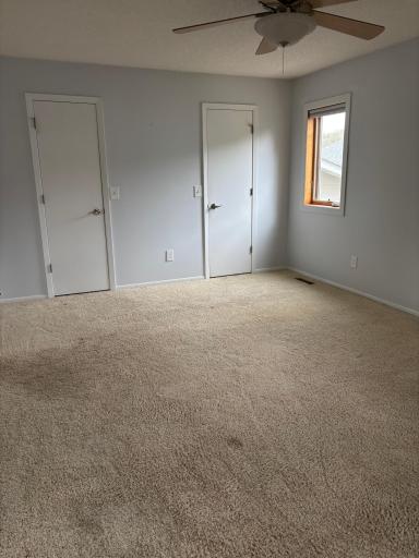 7101 Upper 17th Street N, Oakdale, MN 55128