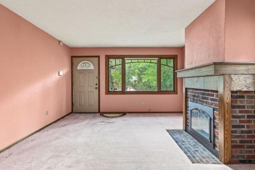 1677 Burns Avenue, Saint Paul, MN 55106