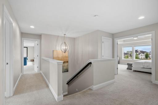 4 beds plus bonus room up!