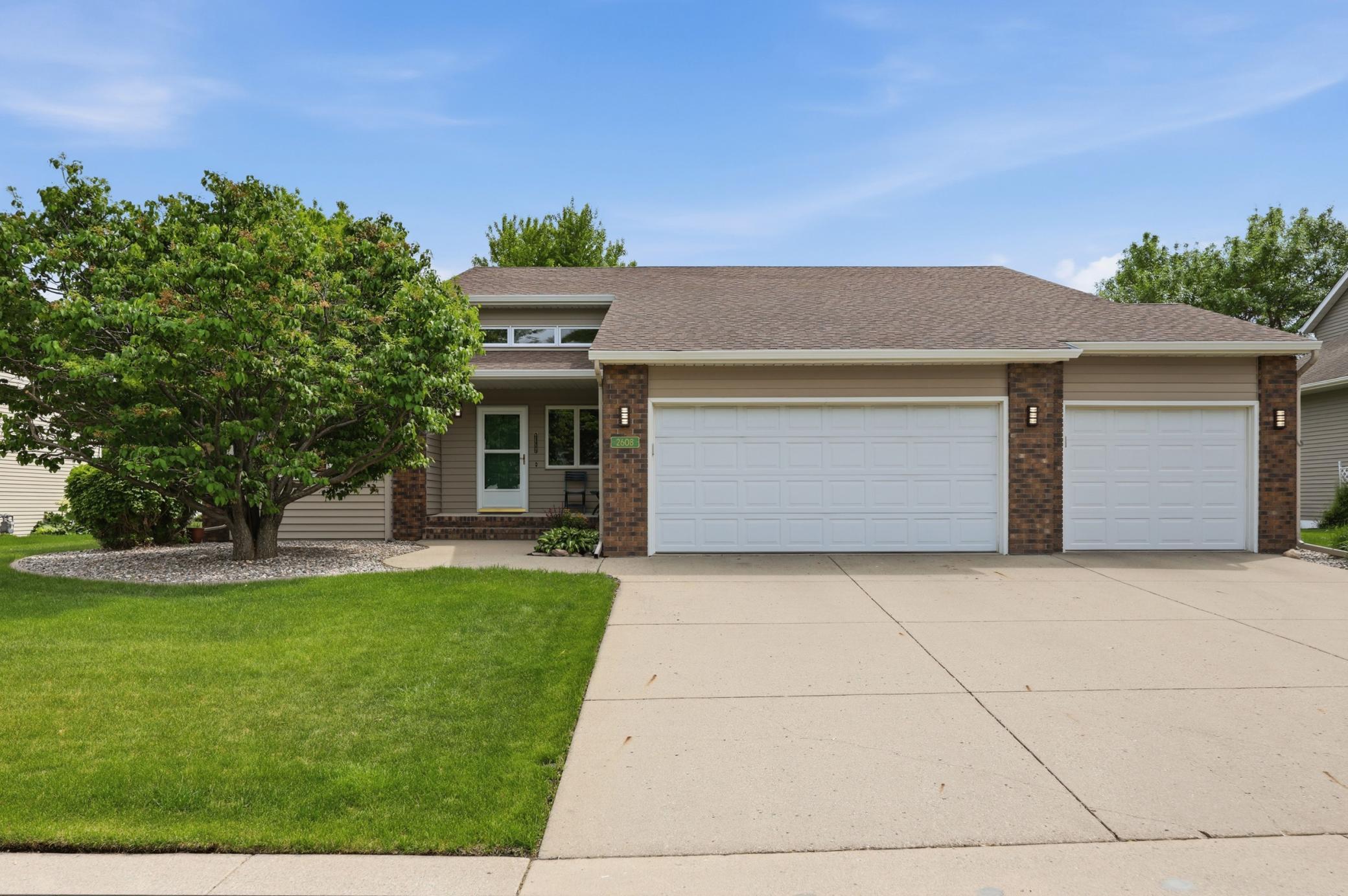 Property photo for 2608 25th Avenue S, Fargo, ND 58103