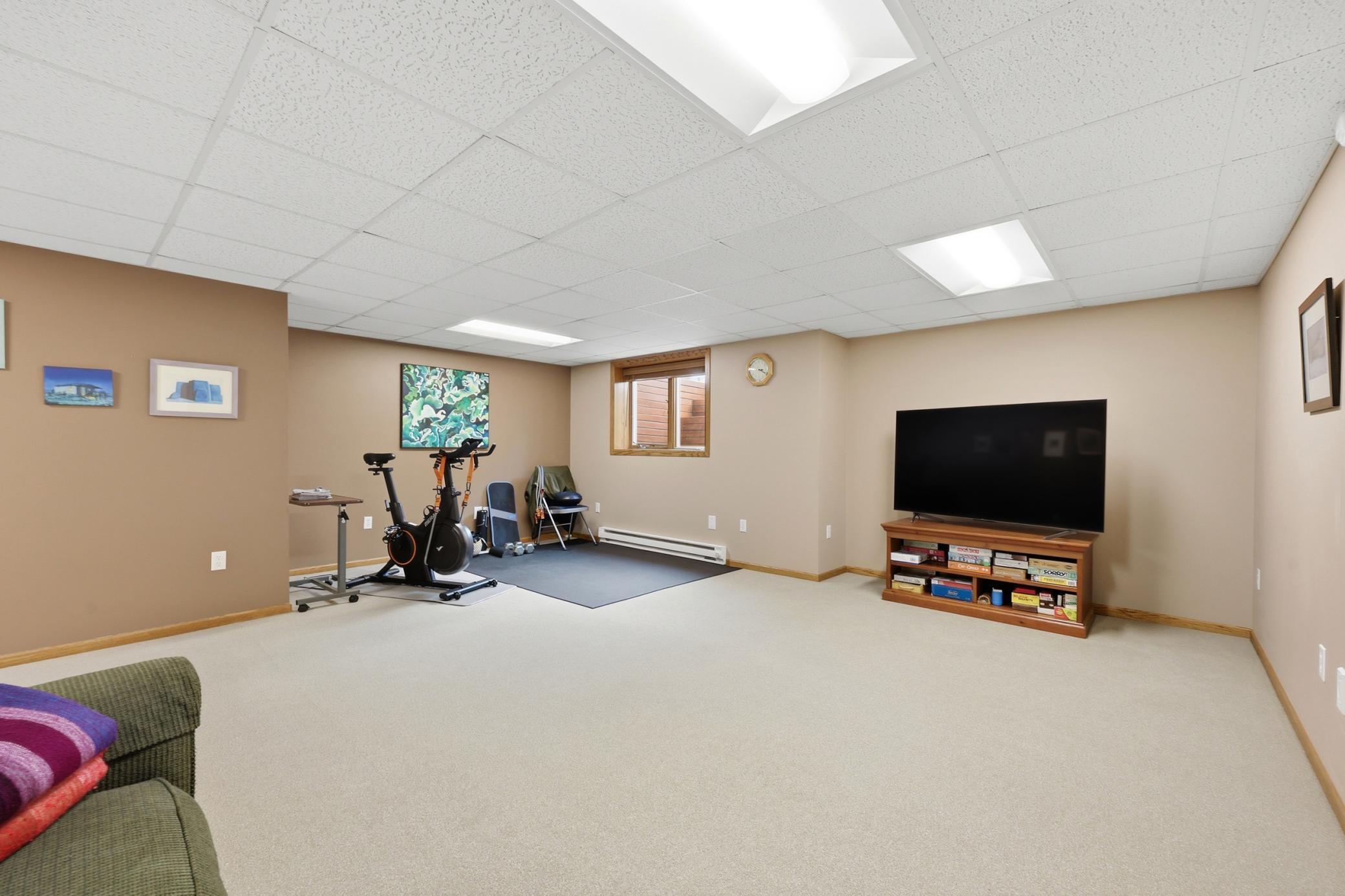 Family Room/5th Bedroom or Bonus room