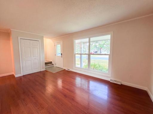 868 Wescott Square, Eagan, MN 55123