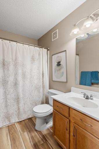 15650 Cobblestone Lake Pkwy