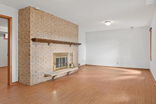 9339 Cedar Lake Rd-19.jpg