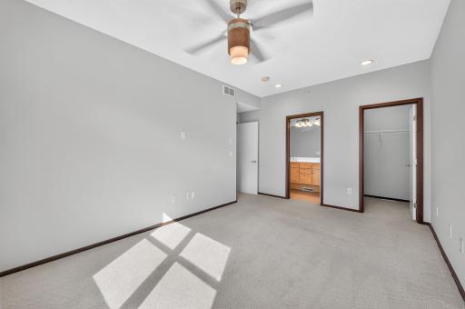 2818 Aldrich Avenue S, 103, Minneapolis, MN 55408